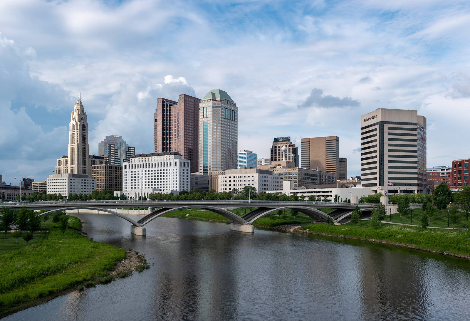 Columbus, Ohio skyline over the Scioto River